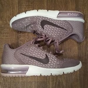 Women's NIKE Air Max